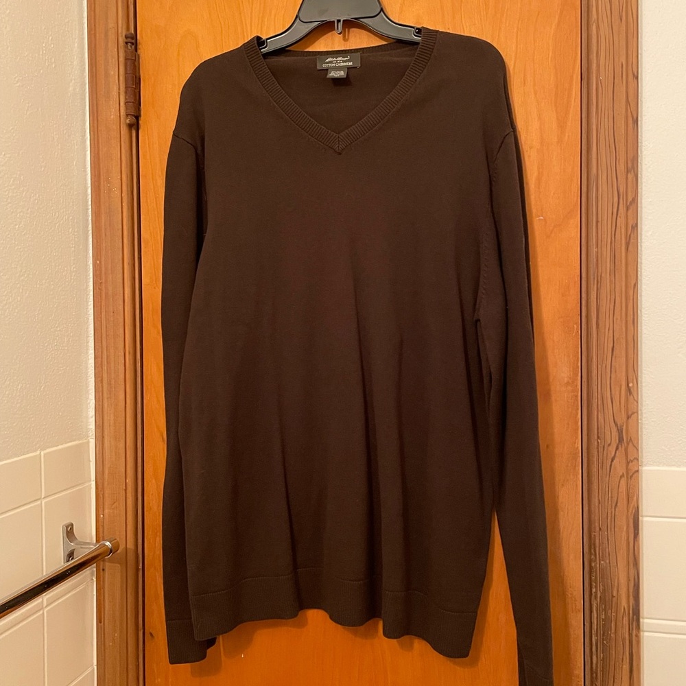 Mens v-neck sweater
